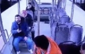 Otobüste fenalaşan adam hayatını kaybetti