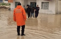 Sağnak yağış felç etti