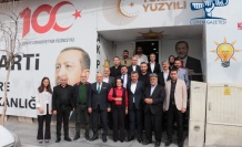 Ak parti DEM parti ile bayramlaştı