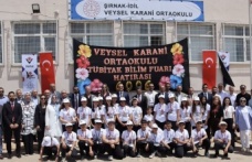 Veysel Karani Ortaokulunda 4006 Bilim Fuarı düzenlendi