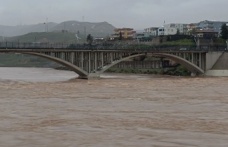 Dicle Nehri Kızıla büründü