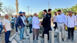 Yarbaşı köyünde parke taşı çalışması