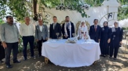 Yağan ve Diri ailesinin mutlu günü