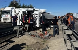 Tanker devrildi 1 ölü 1 yaralı