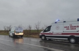 TIR Otomobil çarpıştı 2 ölü 2 ağır yaralı