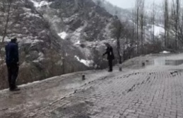 Sel Olayı Köy çöktü Evler boşaltıldı