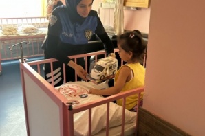 İlçe Emniyet Müdürlüğünün hastane ziyareti
