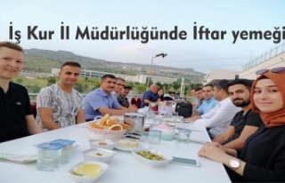 İş Kur İl Müdüründen İftar yemeği