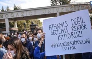 Boğaziçi'nde rektör protestosu sürüyor