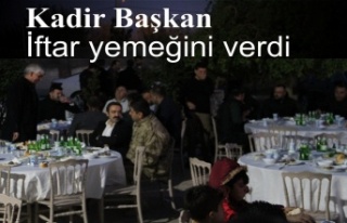 Kadir  Başkan’dan iftar yemeği