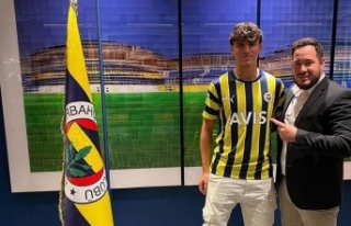 Fenerbahçe de Kürt Bayrağı krizi transferi engeledi