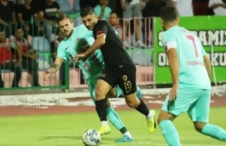 Amed Spor-4  Isparta Spor-0