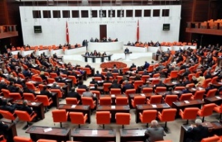 EYT düzenlemesi Meclis’te kabul edilerek yasalaştı