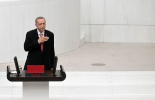 Başkan Erdoğan yemin içerek görevine başladı