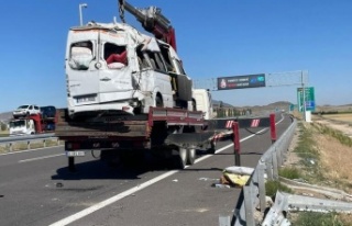 Fındık işçileri yine kaza geçirdi: 4 ağır 24...