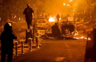 Fransa'da kaos: 1kişi hayatını kaybetti 1000...