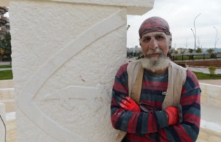 Süriyeli heykeltraş 40 yıldır taşlara hayat veriyor