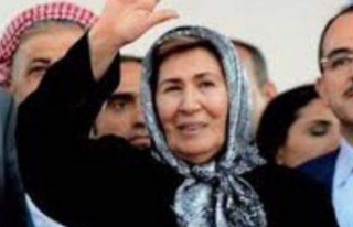 Şerafettin Elçi'nin eşi vefat etti