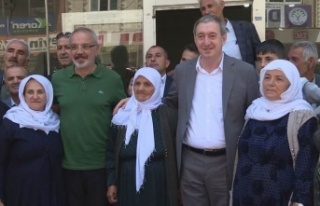 DEM Partili 27 Belediye Kayum atanacak