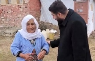 Azmiyle Tilki yakalayan Nineye Civciv hediye edildi