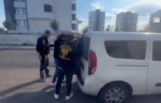 Kadınları gizli çekip teşhir eden kişiye gözaltı