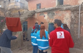 Kızlay Şubesinin yardımları sürüyor