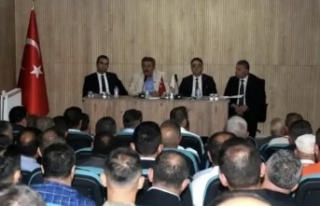 Muhtarlarla istişare toplantısı