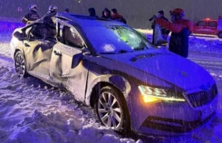 Kar aracı ile otomobil kazası 1 kişi hayatını...