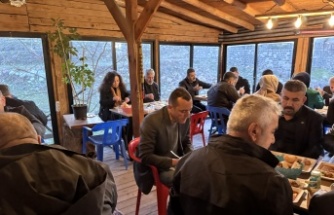 Belediye Başkanı Kayır Personelle iftarda bir araya geldi
