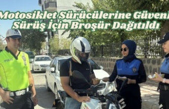 Toplum destekli polis ekibi uyarı broşürleri dağıttı