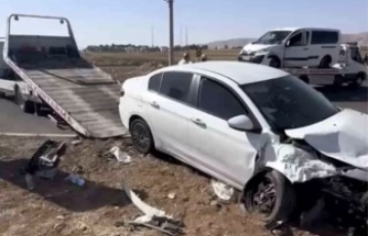 Trafik kazası 4 kişi yaralandı