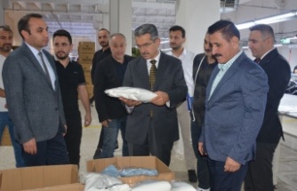 Vali Ekici tekstil atölyesini ziyaret etti