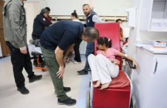 Servis Minibüsü kaza yaptı 19 kişi yaralandı