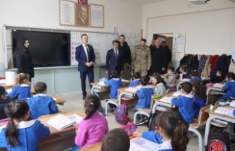 Kaymakam Adıgüzel’den Tepeköy Okuluna ziyaret