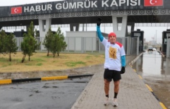 Melaye Cızıri anmak için Habur’dan Cizre’ye koşuyor