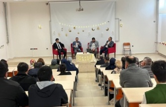 Şırnak Üniversitesi’nde Ramazan Heyecanı: “Ramazan ve Oruç” Paneli Düzenlendi