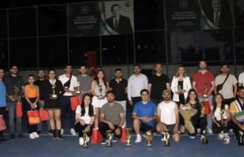 Cizre’de İlk Tenis turnuvası düzenlendi