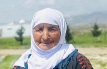 Leyla Dicle vefat etti