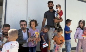 Konteynerda yaşayan aileye ziyaretler devam ediyor