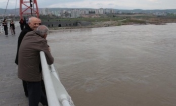 Dicle suyuna Şırnak Petrol’u karıştı