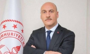 Hakan Cirit görevine başladı