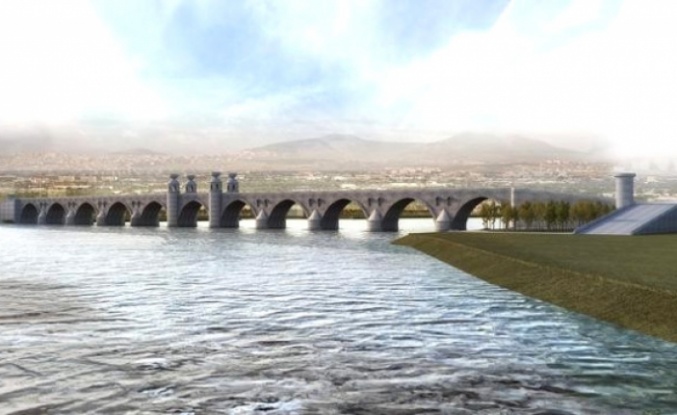 Cizre'de 11 gözlü Taş Köprü için temel atıldı