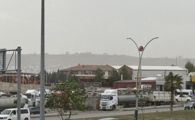Cizre toz bulutun etkisine girdi