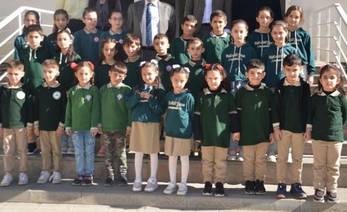 21 ikiz aynı okulda eğitim görüyor