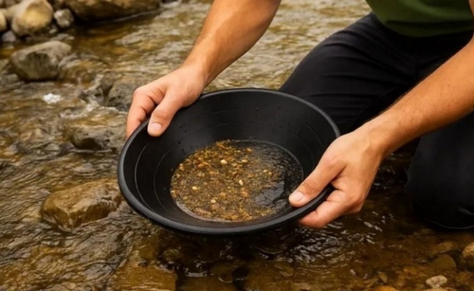 Dere yatağında altın arandı