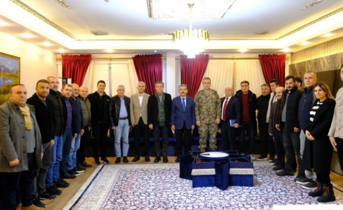 Vali Ekici Gazetecilerle bir araya geldi