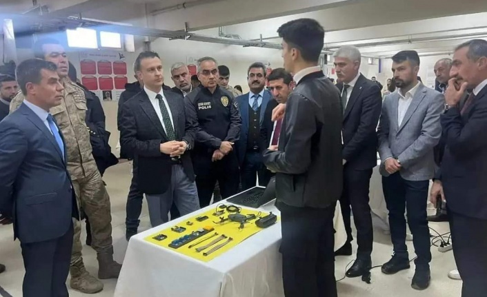 Kaymakamdan TUBİTAK Fuarına ziyaret