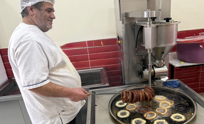 Selim Ustanın halka tatlısına yoğun ilgi