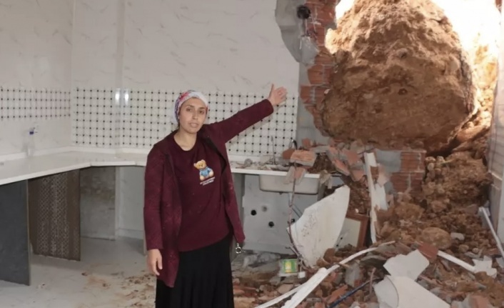 Heyelan: Ev Hasar gördü