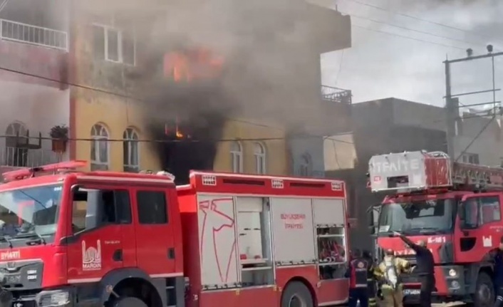 Yangın: 4 Kişi hastaneye kaldırıldı